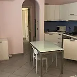 La Casetta Rosa دْيانو مارينا