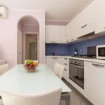 La Casetta Rosa بيت للعطل دْيانو مارينا