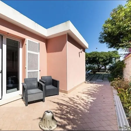 Casa de Férias La Casetta Rosa Diano Marina